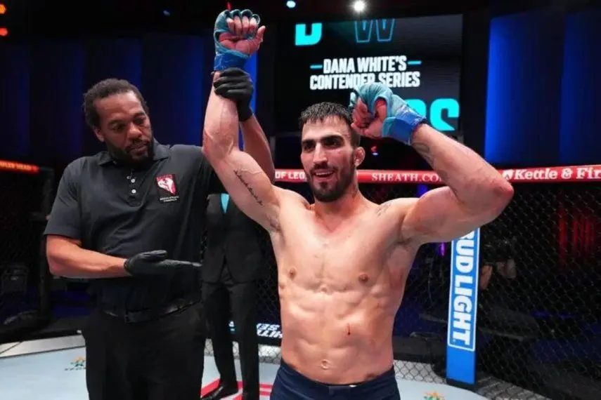 Cubano Yadier del Valle consigue su contrato en la UFC